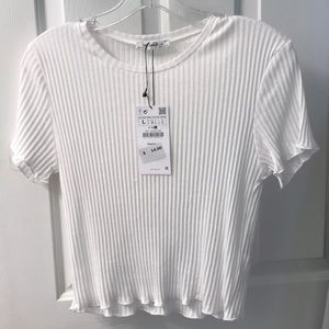 NWT ZARA WHITE TOP SIZE L